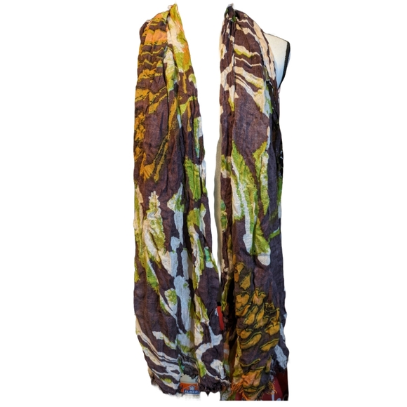 Lightweight patterned scarf wrap - Picture 2 of 8